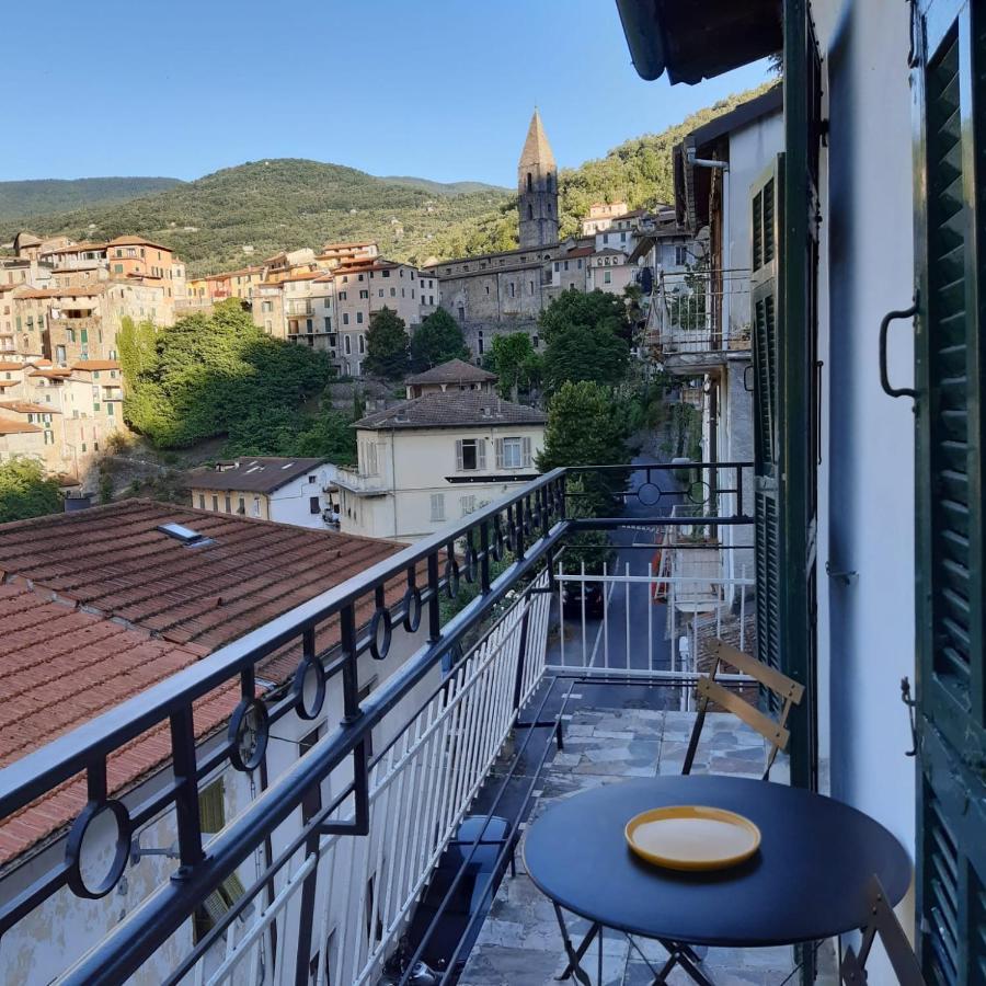 Appartamento L'ortensia Pigna Esterno foto